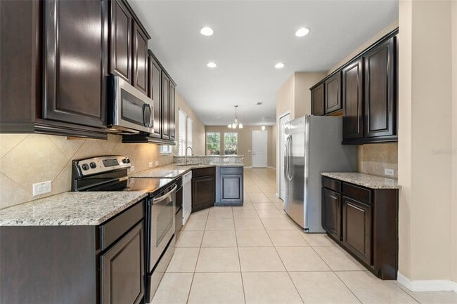 Building Photo - 5367 Creekside Park Ave