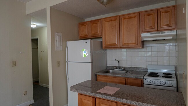 Foto del edificio - 1132 Commonwealth Ave