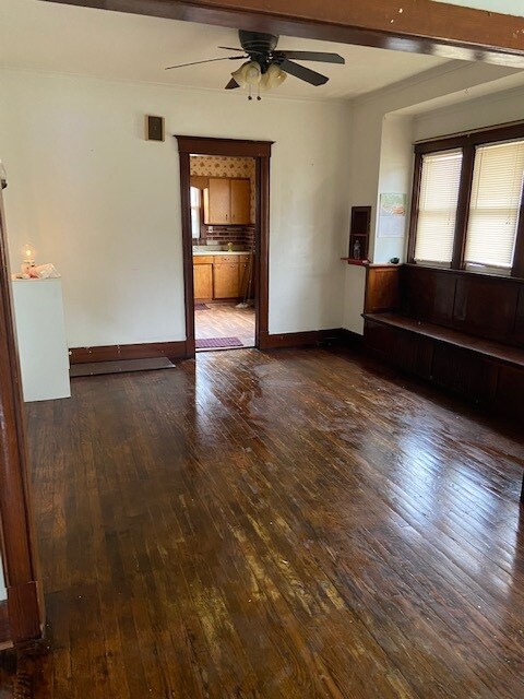 Building Photo - 2104 Camanche Ave