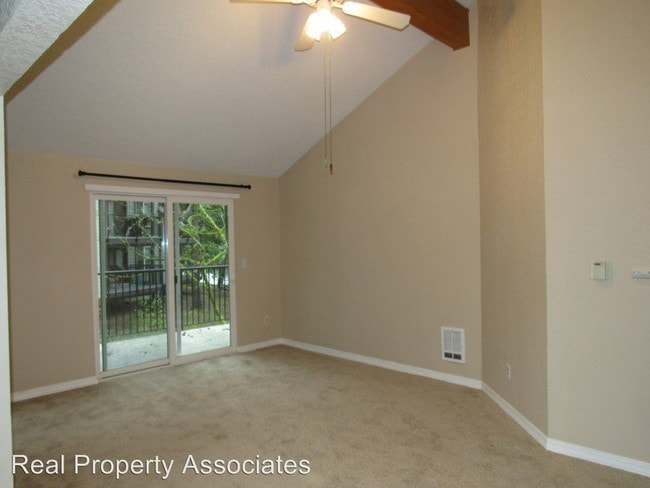 Foto del edificio - 2 br, 1 bath House - 14409 NE 30th Pl #23C