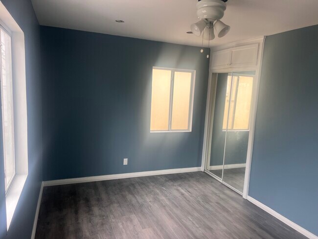 Foto del edificio - 4453 Rosecrans Ave