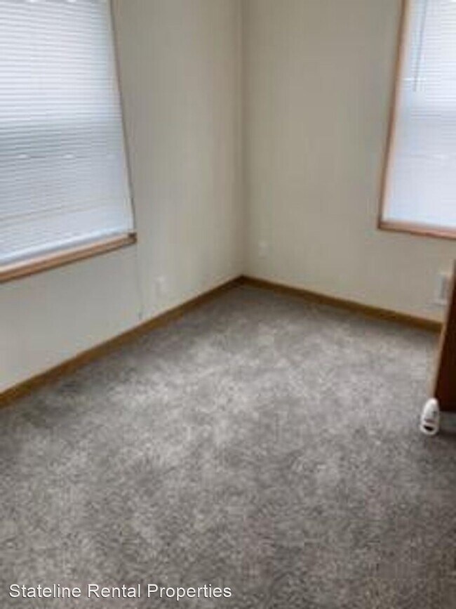 Foto del edificio - 2 br, 1 bath House - 3011 Summerdale Ave