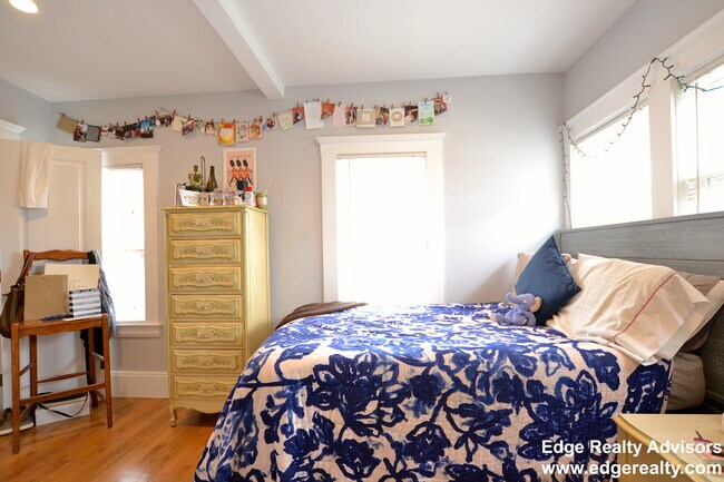 Building Photo - 50 Union St