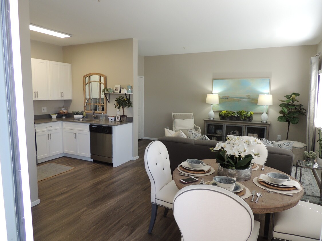 Madrid Apartment Homes Apartments in Mission Viejo, CA