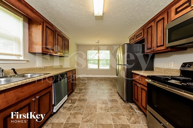 Foto del edificio - 108 Buddy Blvd