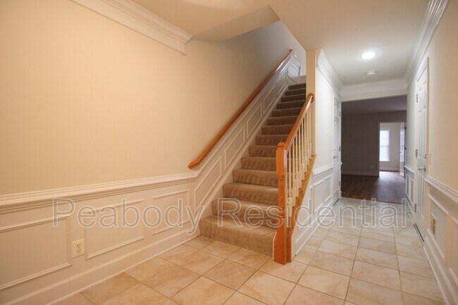 Building Photo - 14610 Robin Glen Way