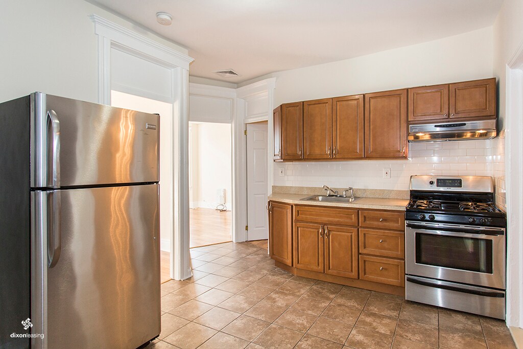 Kitchen - 45 W 18th St