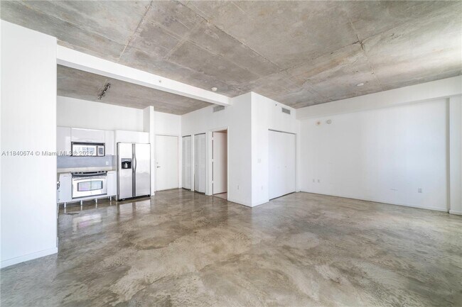 Foto del edificio - 234 NE 3rd St