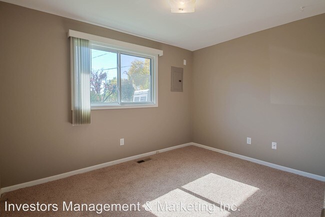 Foto del edificio - 2535-2535 2nd Ave SW