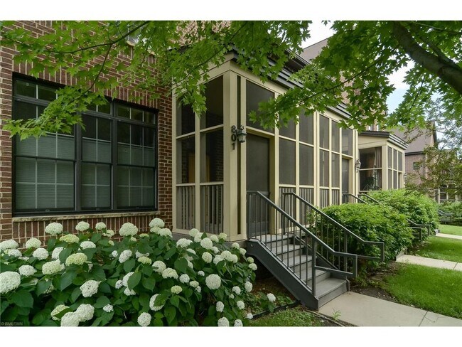 Foto del edificio - 801 Thornton St SE