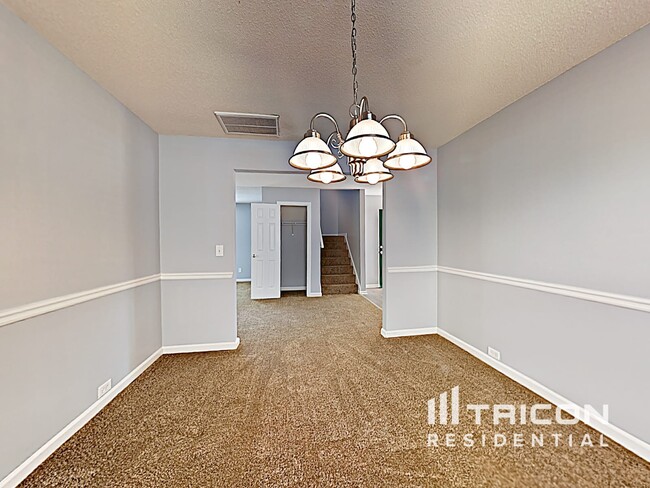 Building Photo - 4006 Shaded Oasis Ln