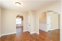 Foto del edificio - Beautiful 5 Bedroom, 3 Bath home located n...