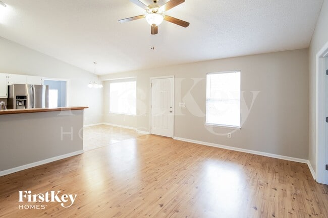 Building Photo - 131 Lancashire Rd