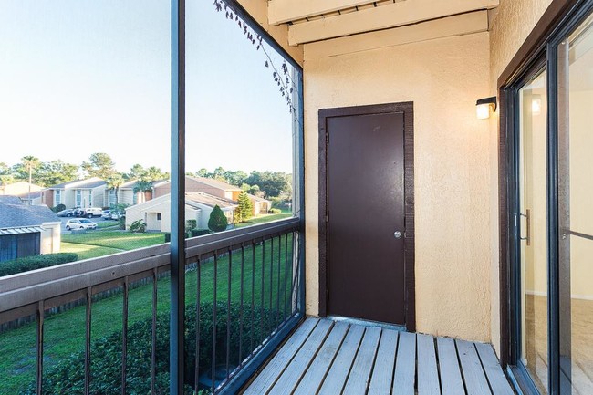 Building Photo - 2030 CASCADES BLVD. #204 KISSIMMEE FL 34741