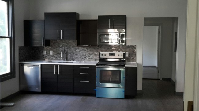 Foto del interior - 121 E 2nd St
