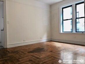 Building Photo - 21 Magaw Pl