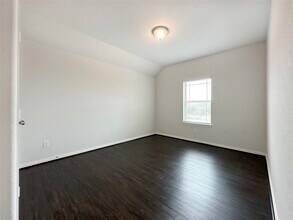 Building Photo - 23610 Carducci Dr