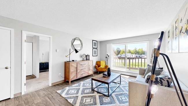 Building Photo - Audenn Apartments