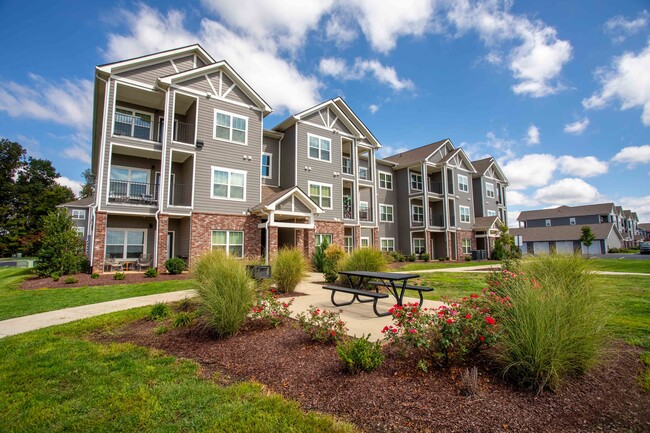 Building Photo - Kirkwood Place