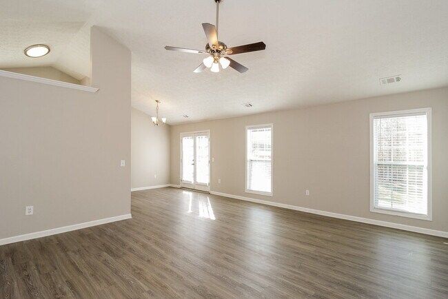 Foto del edificio - 309 Johnny Ln