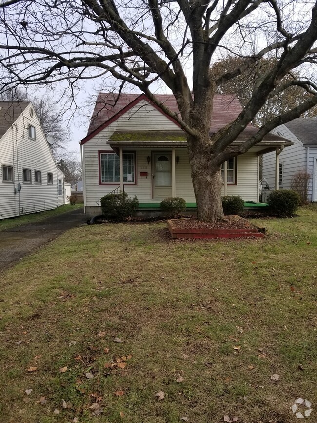 Building Photo - 213 Parkgate Ave