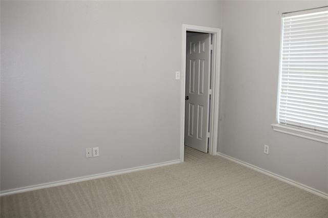 Foto del edificio - 1261 Redman Ave