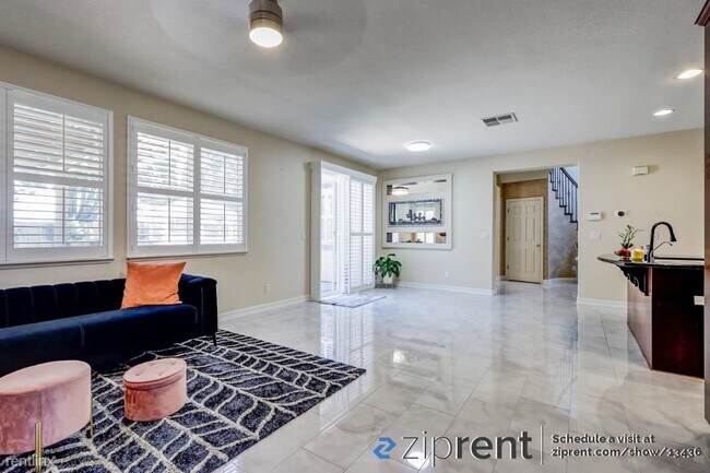 Building Photo - 5 br, 3 bath House - 2229 Yellowstone Aven...