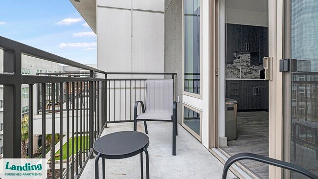 Foto del edificio - 3030 Summer St