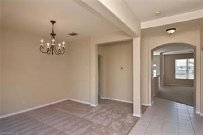 Foto del edificio - 1815 NW 24th Ave