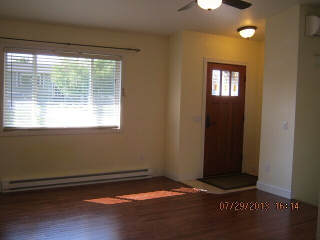 Building Photo - 51 Sunrise Dr