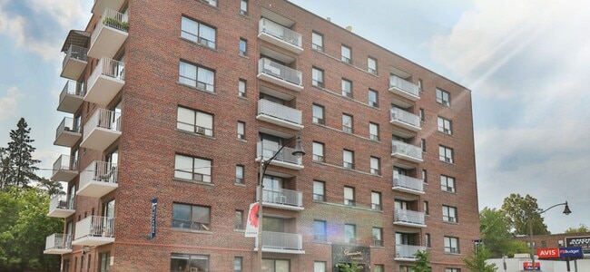 Building Photo - Glencairn Garden Apartments