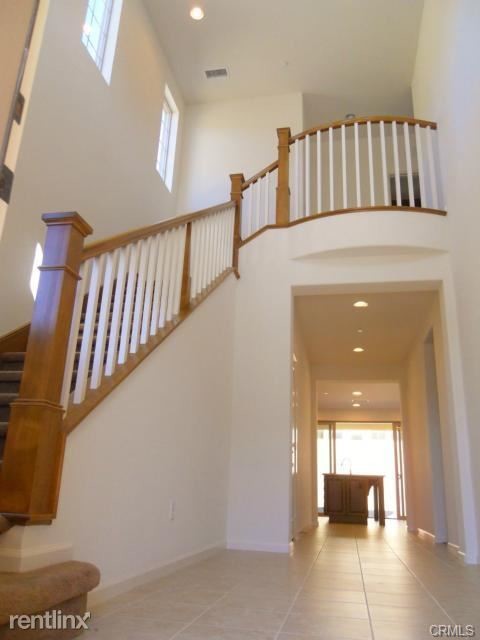 Building Photo - 4 br, 3 bath House - 131 Carrotwood