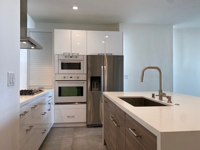 Foto del edificio - 2221 Ocean Ave