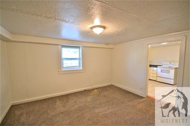 Building Photo - 764 E Garfield Ave