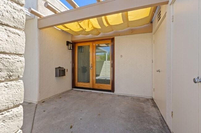 Foto del edificio - Bright & Beautiful Home in Laguna Woods Village – Resort-Style 55+ Living