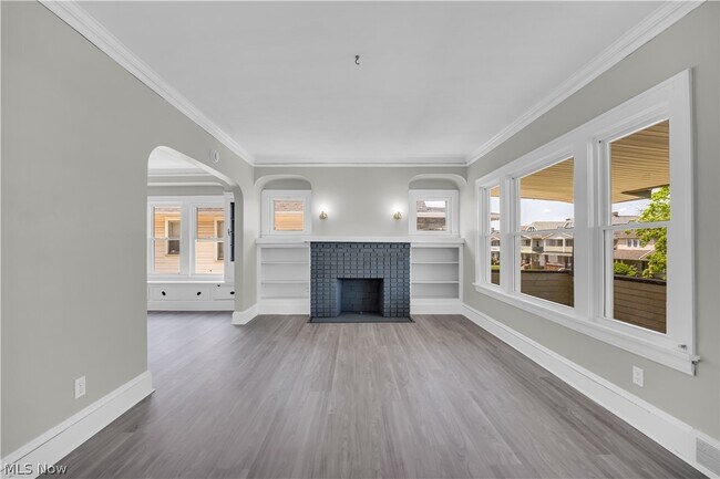 Foto del edificio - 10106 Greenview Ave