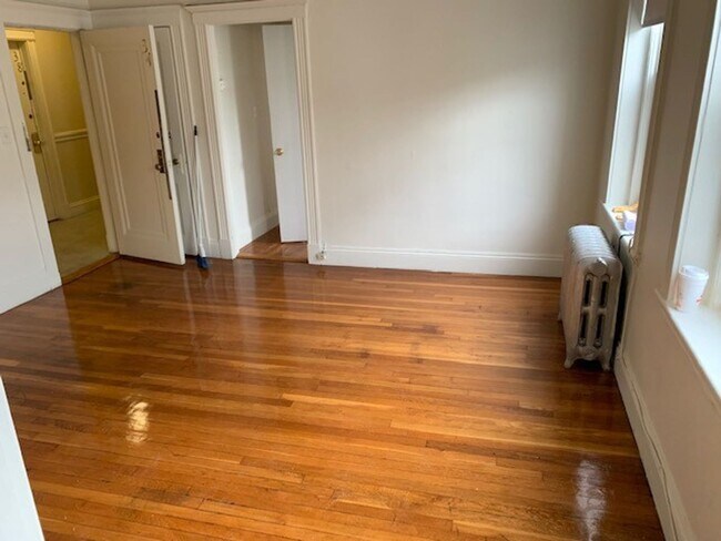 Foto del edificio - 9/1 No Fee! Spacious, modern 1BR in Fenway...