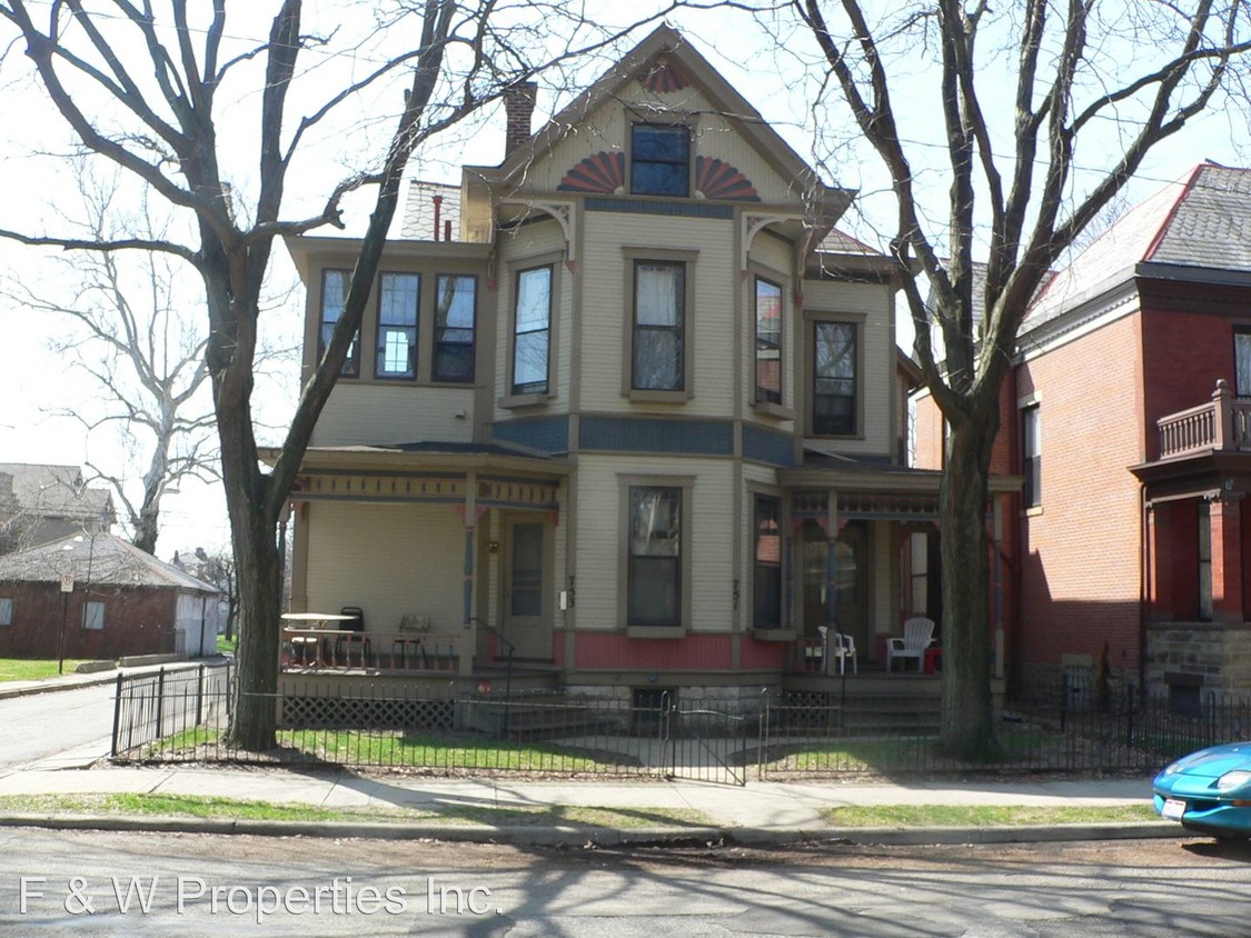 Building Photo - 133 S Garfield Ave