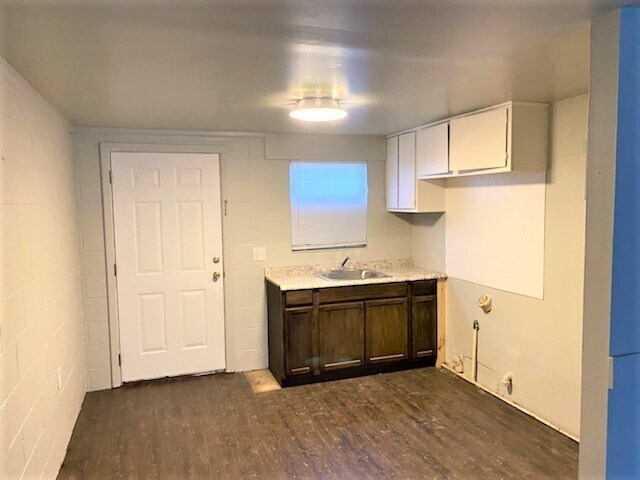 Building Photo - 2719 Howell Ct
