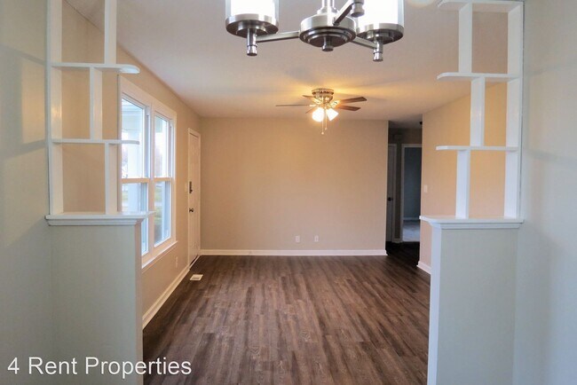 Building Photo - 3 br, 1.5 bath House - 565 Lorie Lane