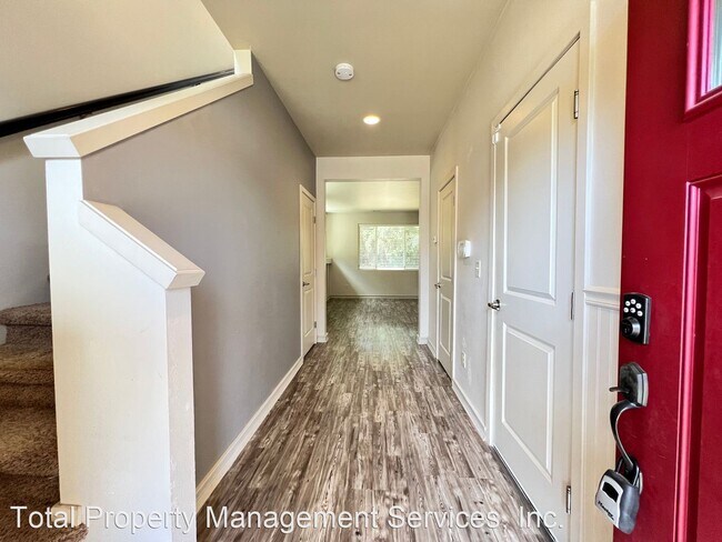 Building Photo - 3 br, 2.5 bath House - 20618 5th Avenue Ct E,
