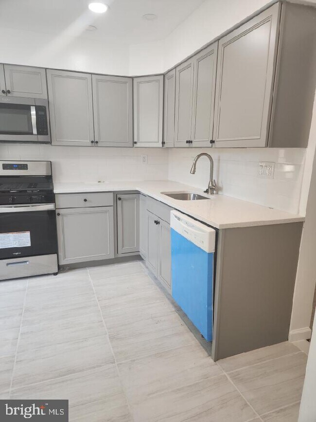 Foto del edificio - 134 5 Crown Royal Cir
