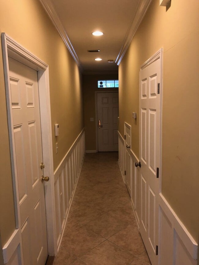 Building Photo - 3 br, 2.5 bath House - 1493 Landau Road