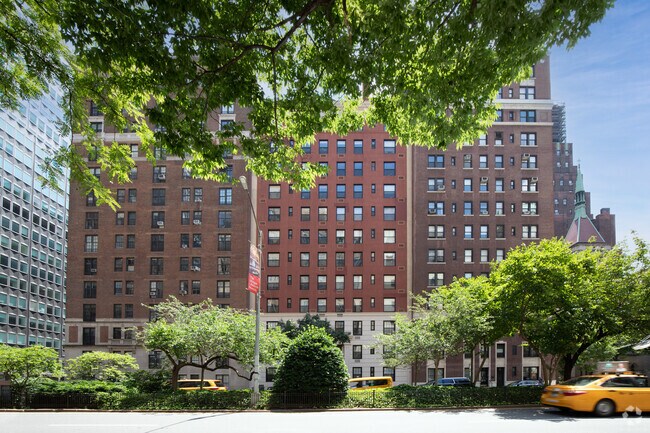 Foto del edificio - 71 Park Ave