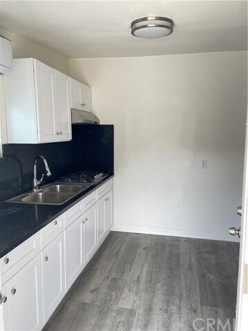 Building Photo - 15026 Clark Ave