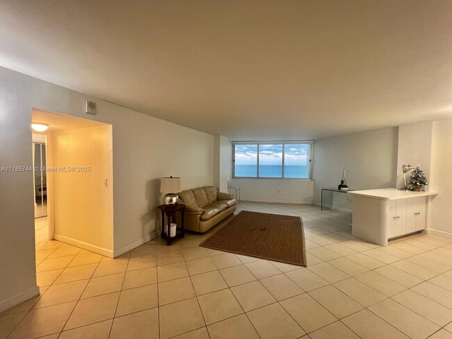 Building Photo - 7135 Collins Ave