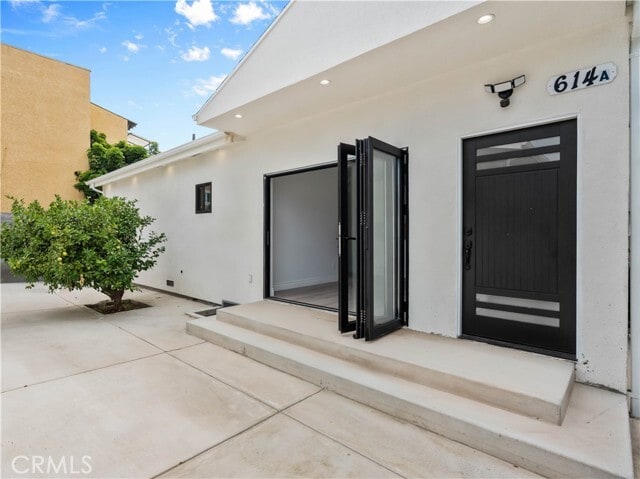 Foto del edificio - 614 E Lomita Ave