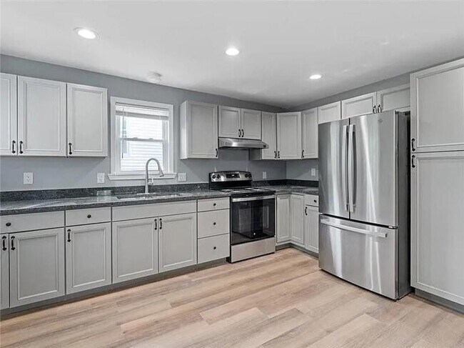 Building Photo - 71 1st Ave
