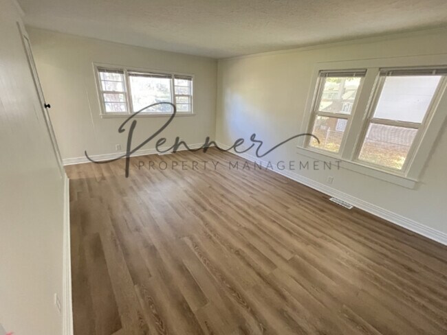 Foto del edificio - 9623 E 9th St S