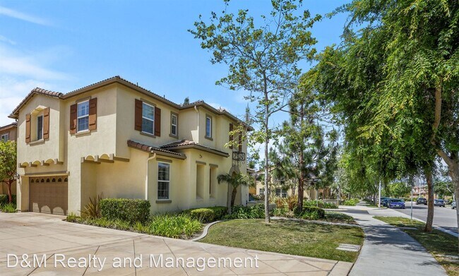 Building Photo - 4 br, 2.5 bath House - 3647 Glen Avenue